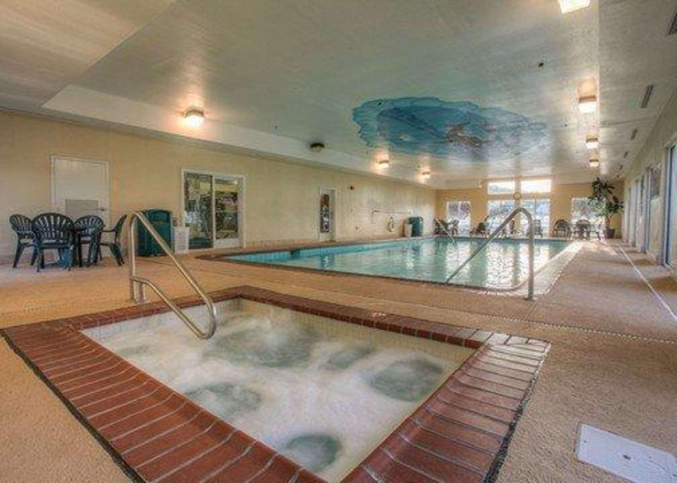 גודלטסוויל Comfort Suites At Rivergate Mall מראה חיצוני תמונה