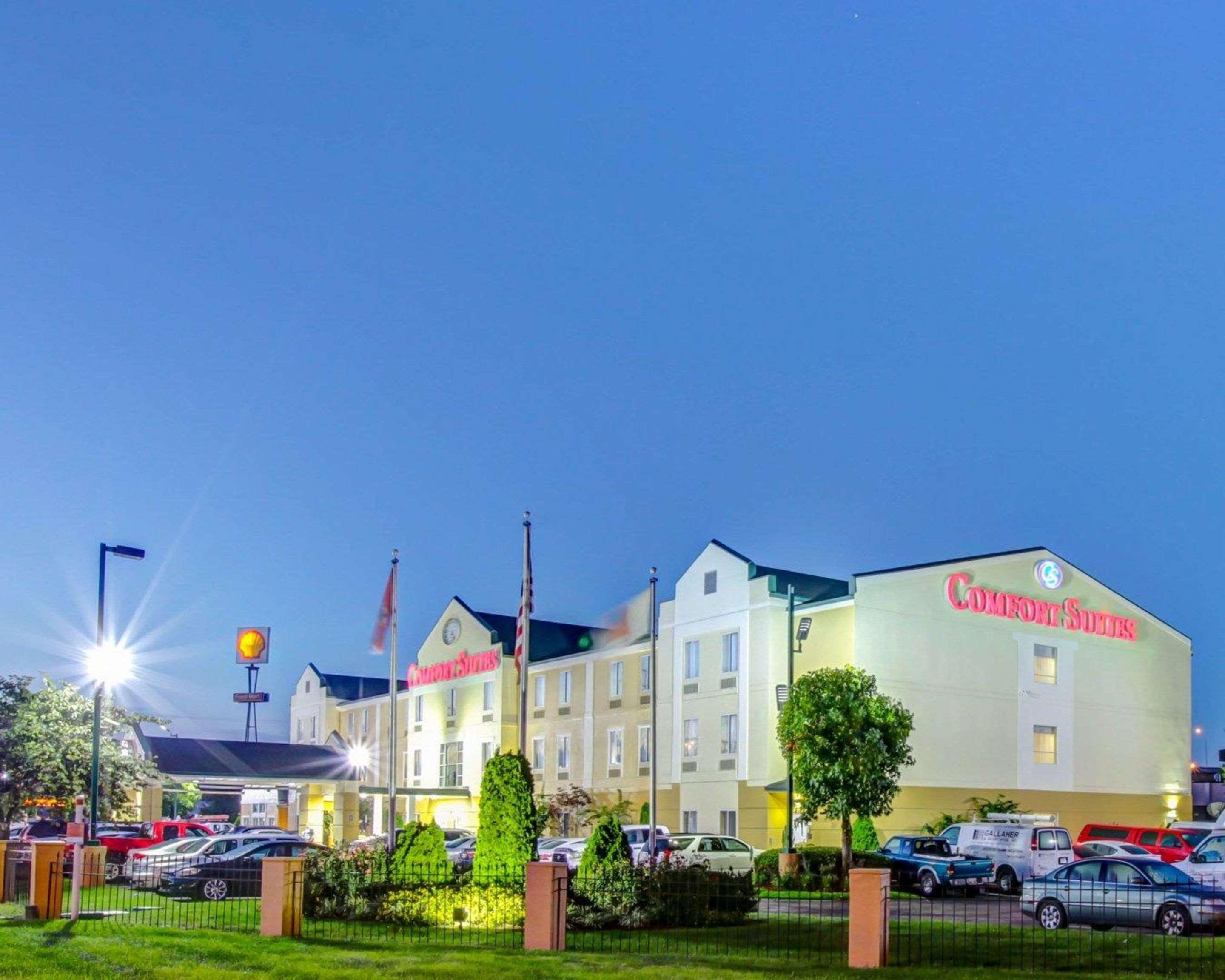 גודלטסוויל Comfort Suites At Rivergate Mall מראה חיצוני תמונה
