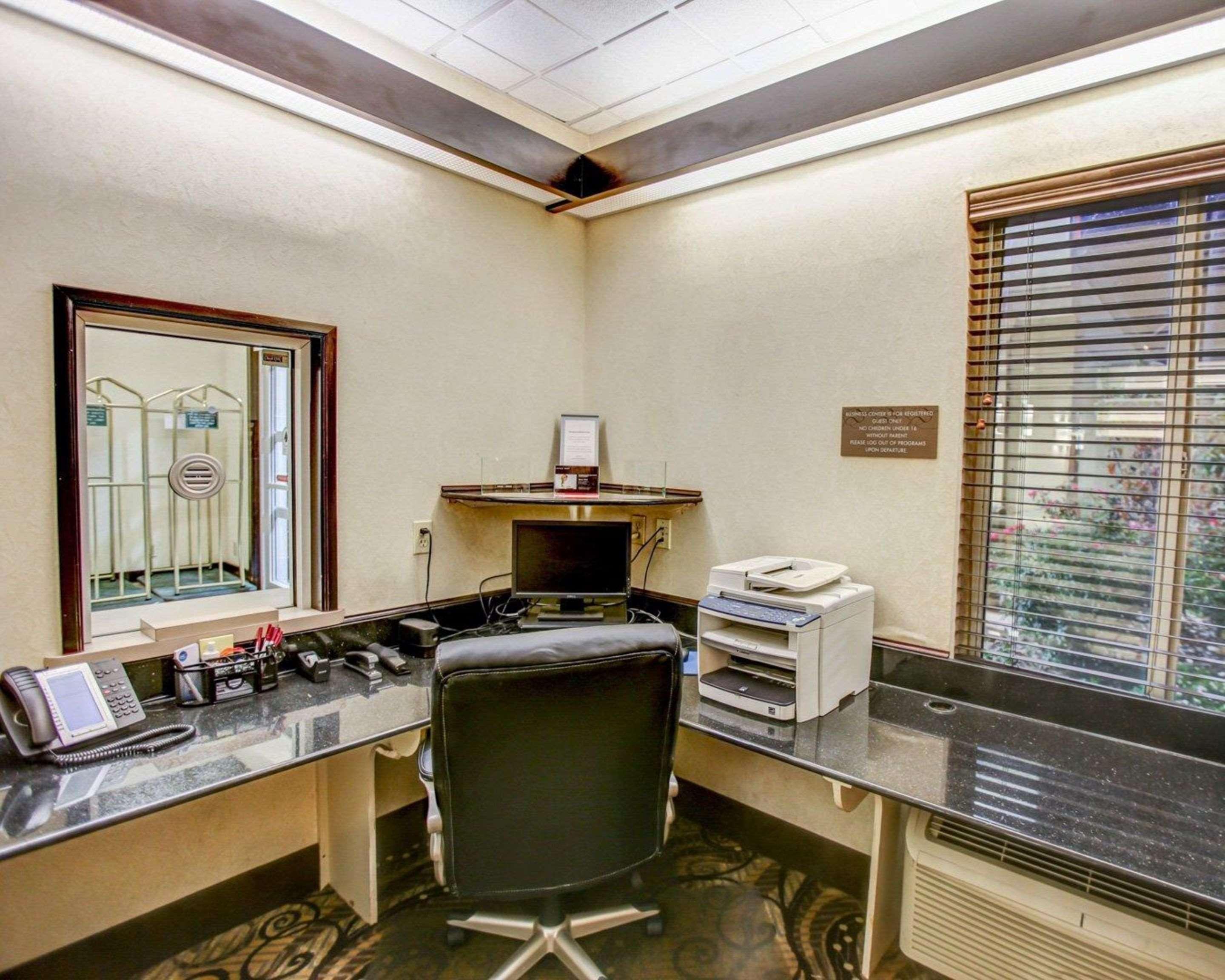 גודלטסוויל Comfort Suites At Rivergate Mall מראה חיצוני תמונה