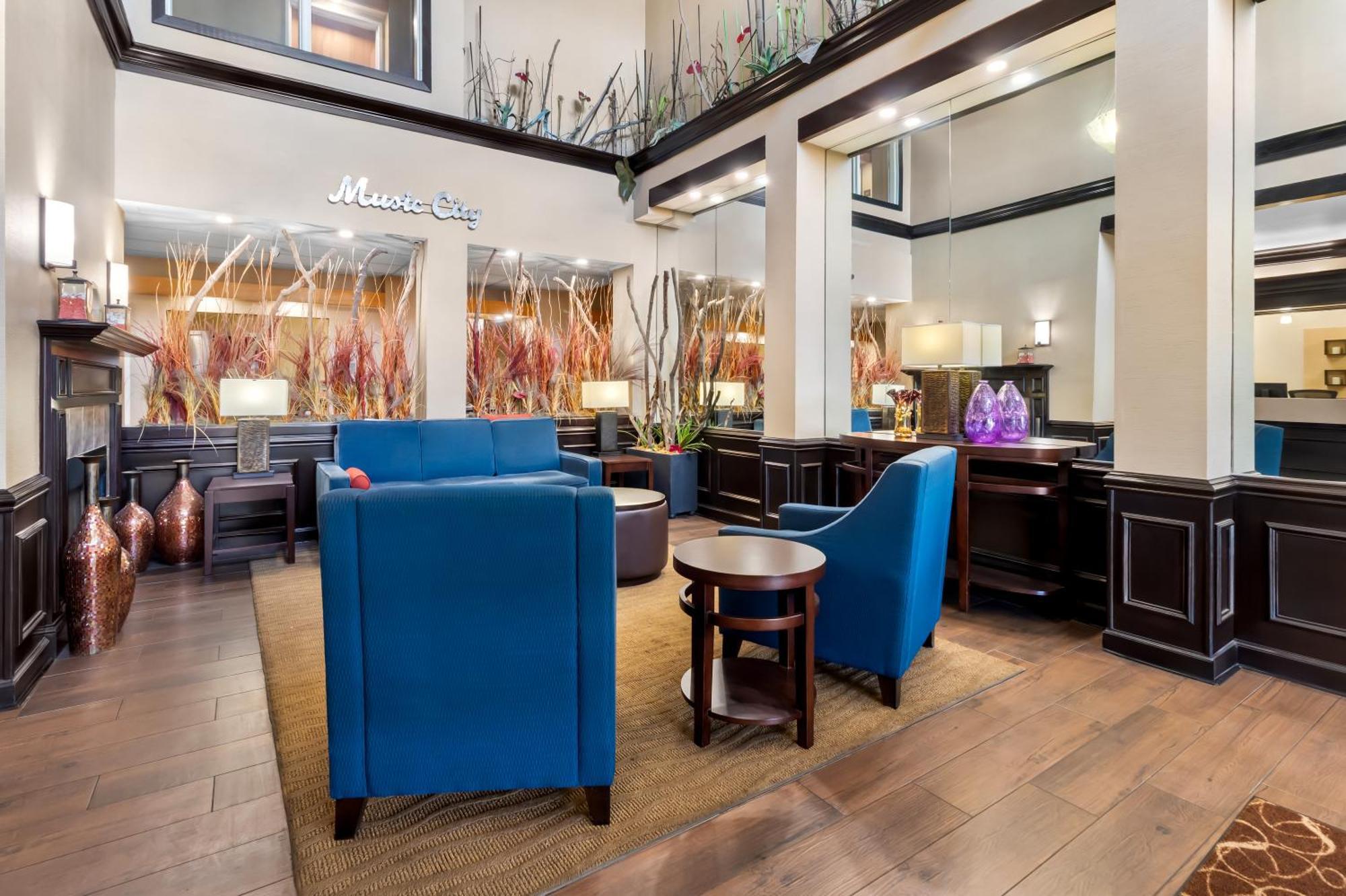 גודלטסוויל Comfort Suites At Rivergate Mall מראה חיצוני תמונה