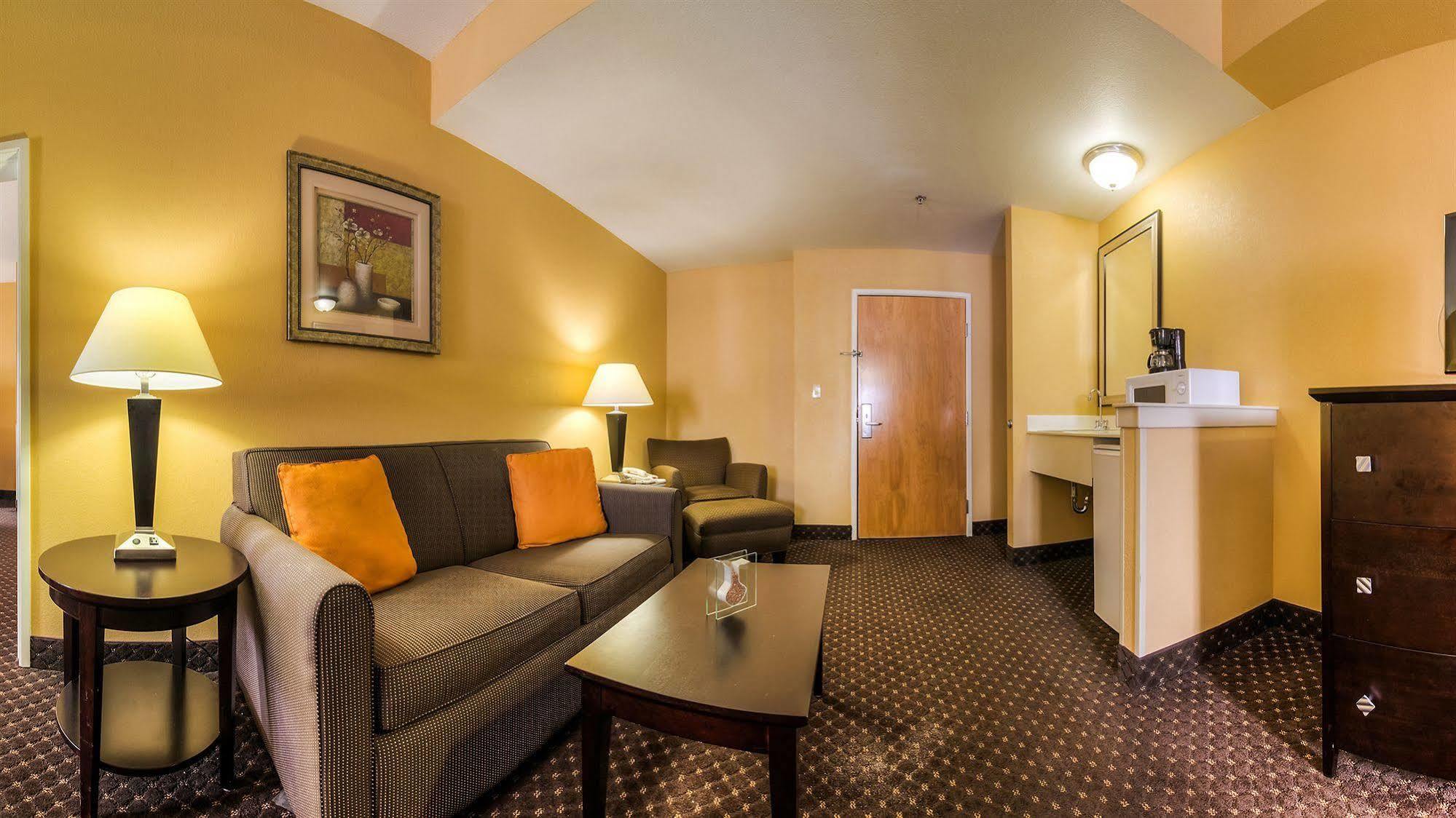 גודלטסוויל Comfort Suites At Rivergate Mall מראה חיצוני תמונה